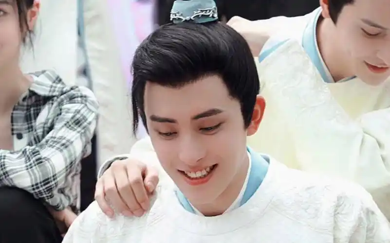 敖瑞鹏国子监来了个女弟子闫小郎第二集cut上