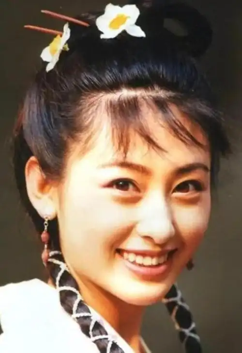 港星李子雄59岁老来得子,妻子竟是张铁林前女友,婚后现状幸福