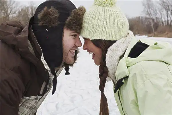 >>更多对视图片