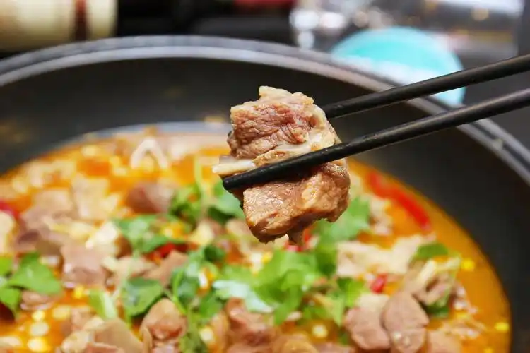 陕北川龙铁锅炖羊肉