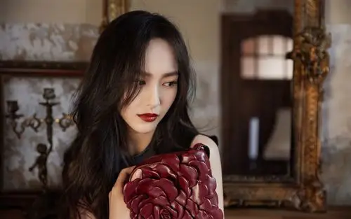 唐嫣时尚冷艳写真图片桌面壁纸