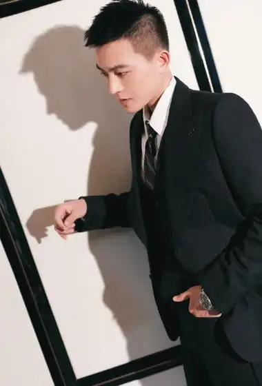 欧豪黑色西装魅力写真图片79