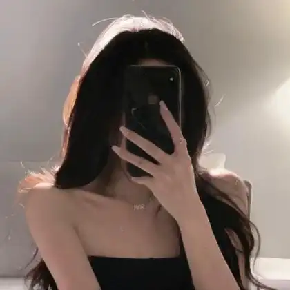 女生头像真人拿手机 高清好看的漂亮女生拿手机自拍头像图片_女生头像