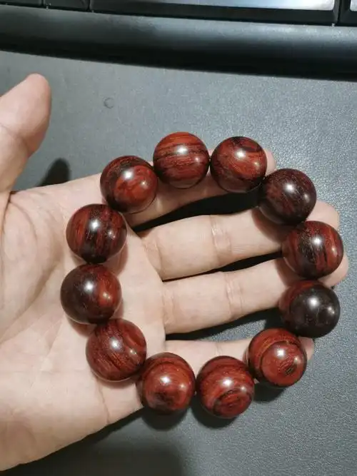 20印度小叶紫檀檀香紫檀手串老料干透的情况下高油密请收藏