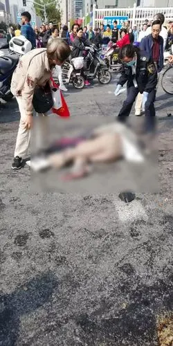 上海发生惨烈车祸,直击现场.