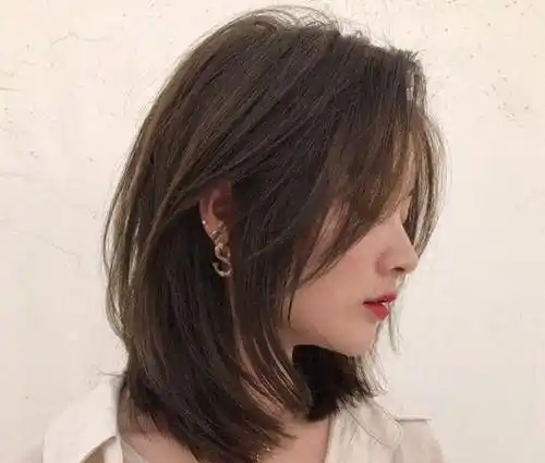 气质大方的小姐姐更是不能错过这款发型!