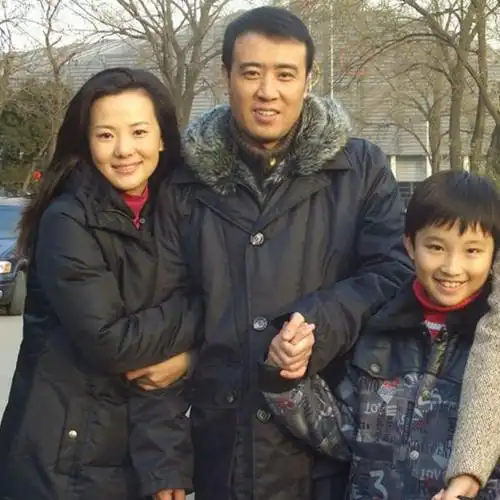 【图】演员咏梅老公揭秘 女演员神秘的摇滚丈夫