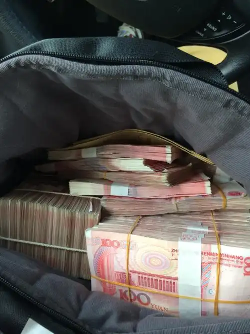 现在酒吧屌丝真心感觉玩不起啊