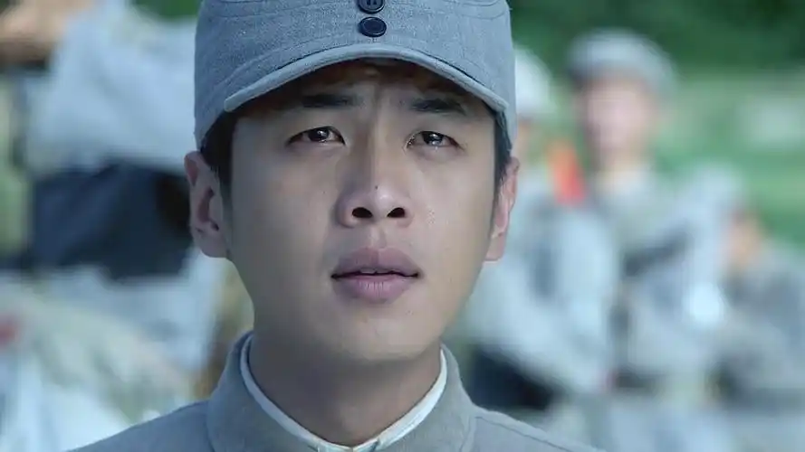 雪豹坚强岁月男子为了儿子不再受到威胁竟不惜放弃生命