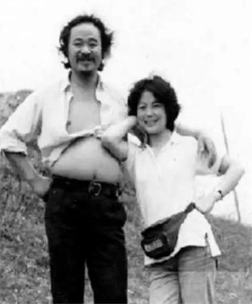 演员李琦:与妻子24小时闪婚,三个孩子都随母姓,养女让他很自豪