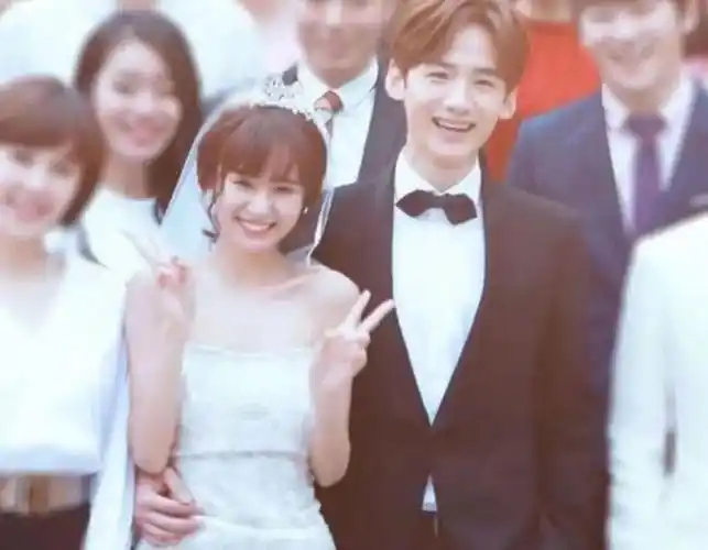 糖送八大家后续白敬亭跪舔郑合惠子