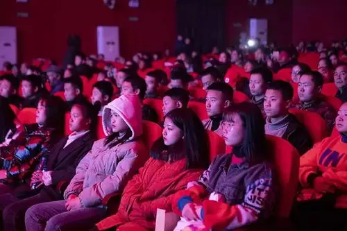 怀化阳戏《侗山红》在溆浦演出 感动台下所有观众