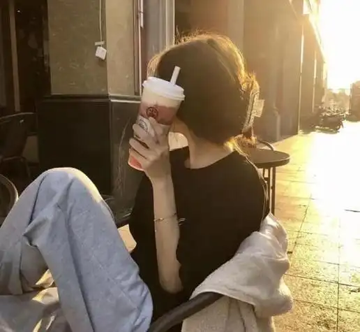 女生微信头像成熟不露脸 女生头像图片大全 -【爱个性】