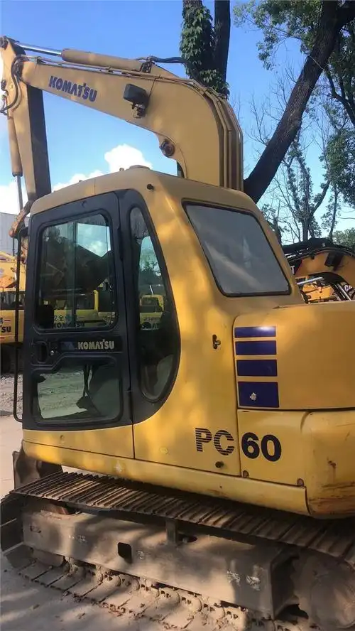 出售二手小松60-7挖掘机