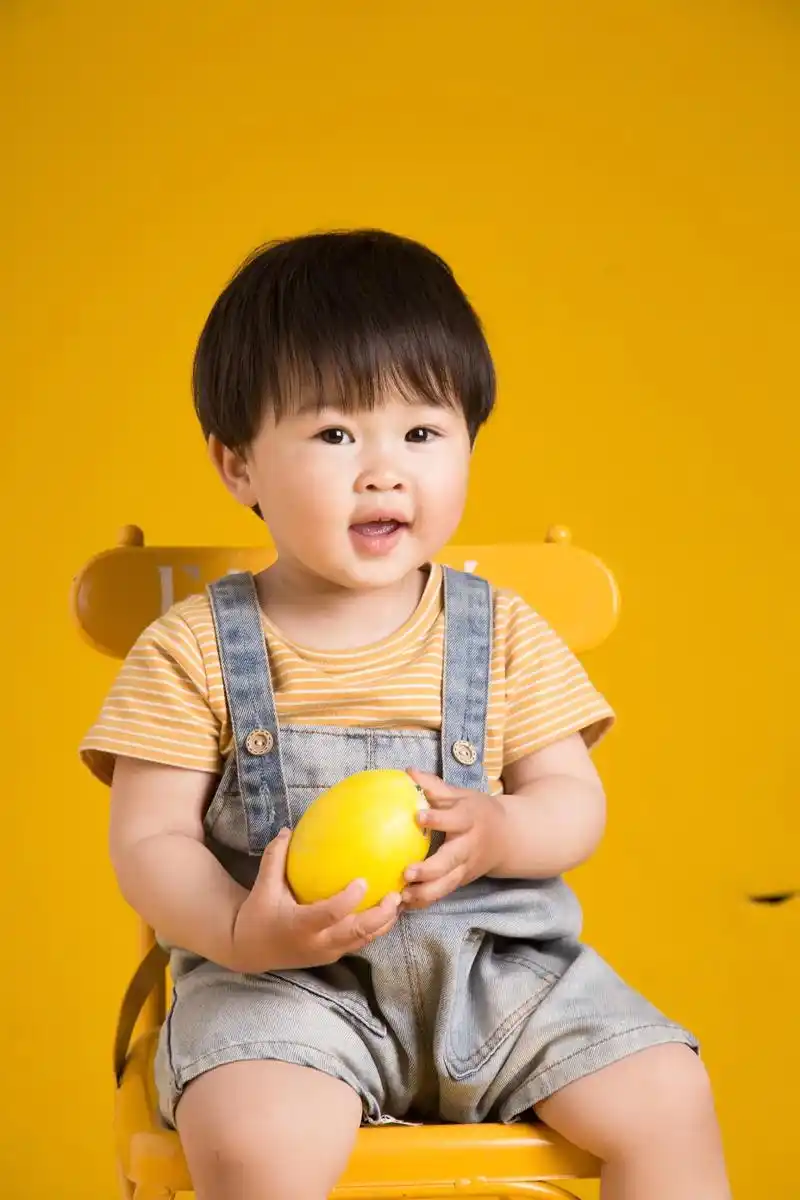 宝宝1周岁的照片