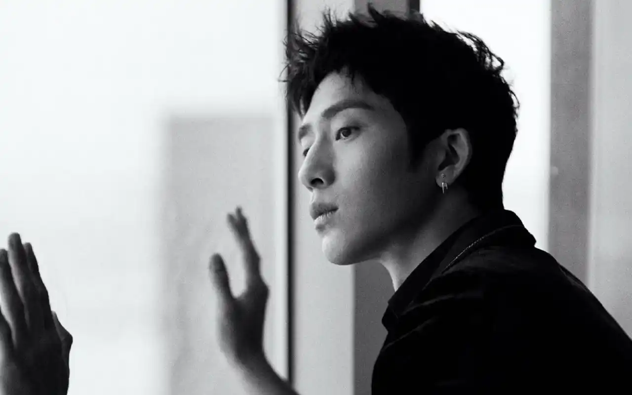 井柏然帅气写真图片桌面壁纸,喜欢帅哥明星井柏然的朋友赶紧收藏下载