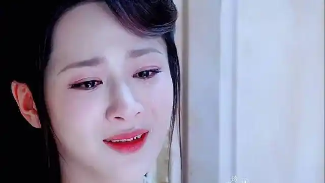 才发现笑着哭最痛