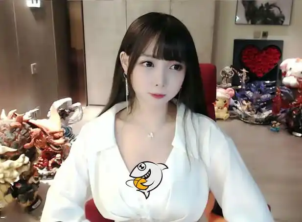 斗鱼米娜为恢复人气着装及动作尺度过大惨遭超管2次封禁