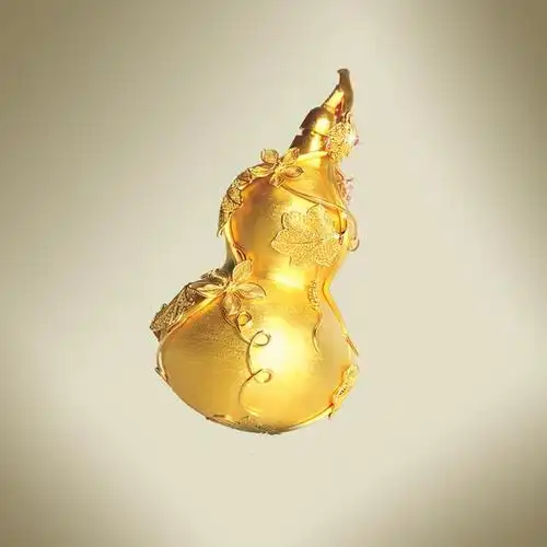 据说此法宝可以孕育无数法器,就连招妖幡都被女娲娘娘放在金葫芦中孕