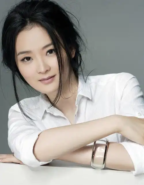 王艳中性打扮写真 更显女人(图组) - 小游戏,乐趣