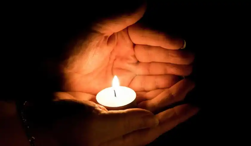 中元节:为天堂的亲人点一盏心灯!