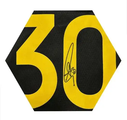 勇士队 22-23赛季#库里 亲笔签名球衣 城市版莲花 裱 - 抖音