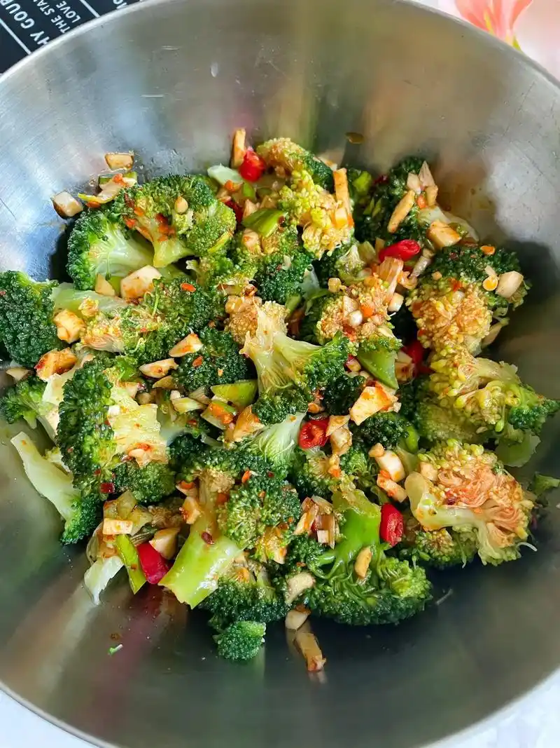 私教推荐减脂菜7515凉拌西兰花7515好吃不胖.