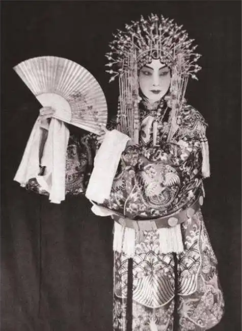 福芝芳和孟小冬到底多美?看完这组珍藏的旧照,你就明白梅兰芳了_王明