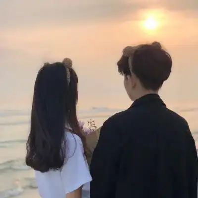 背影牵手幸福情侣头像真实情侣头像男女双人牵手