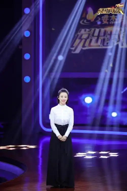 真女神!跨界女王潘晓婷 体育时尚娱乐样样精通!