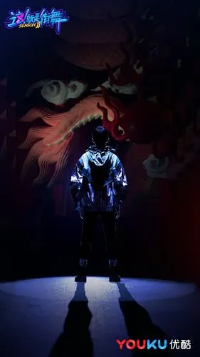 易烊千玺背影宣传图出炉,期待易队长燃烧《这就是街舞》