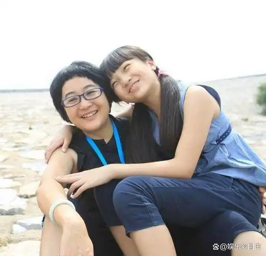 回顾看了林妙可的遭遇我才明白濮存昕当年的话有多正确