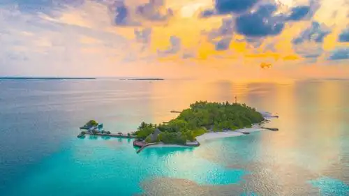 浪漫唯美的大自然海岛的天际线,风景-回车桌面
