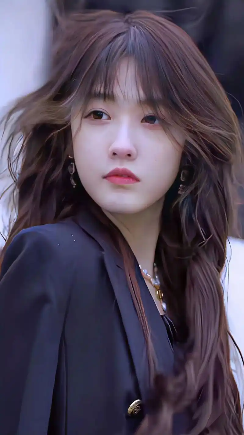 蛇姐精美壁纸#佘颖欣 - 抖音