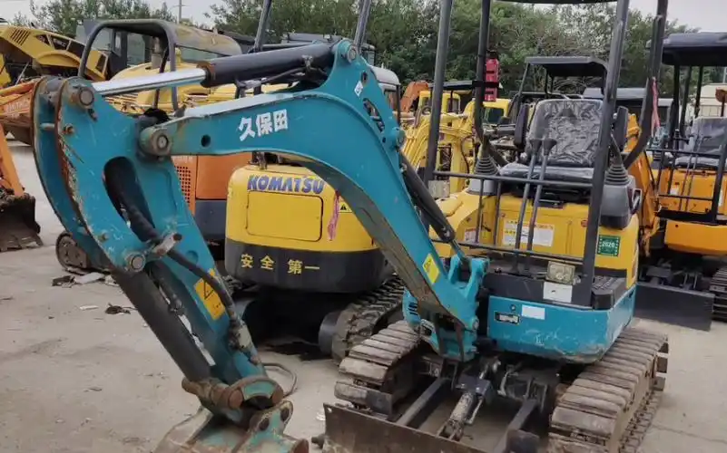 精品久保田微挖转让,二手小型微型挖掘机