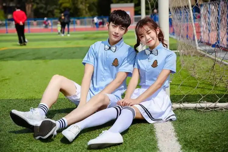 校服拍摄 学生装拍摄 学生衣服 情侣服模特拍照