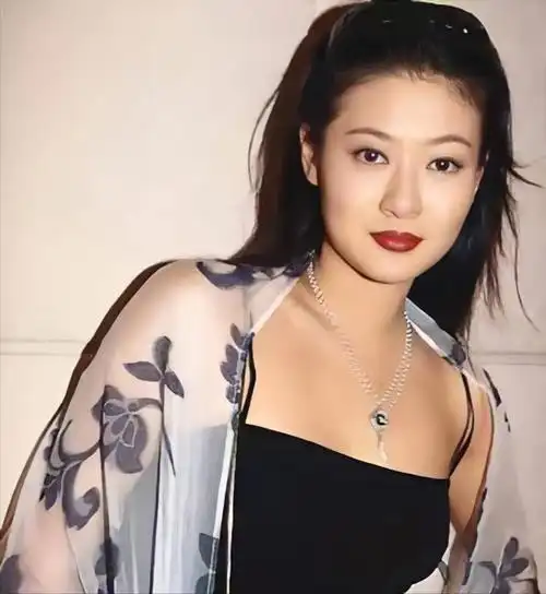 死得最惨的十大明星(盘点10位坠楼身亡的明星)插图48