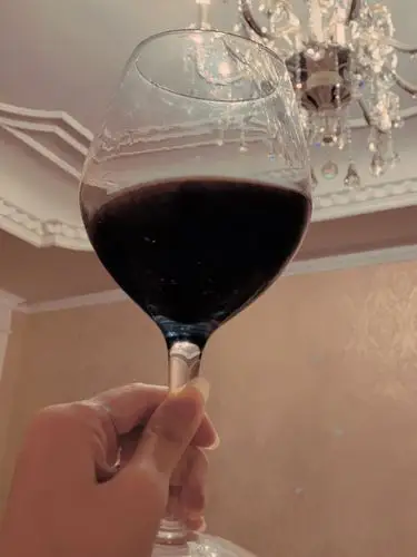 运动完,泡泡脚 喝杯红酒睡觉觉 不要太巴适哦