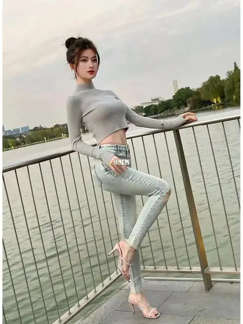 美女bb酱苏州美女苏州网红苏州车模