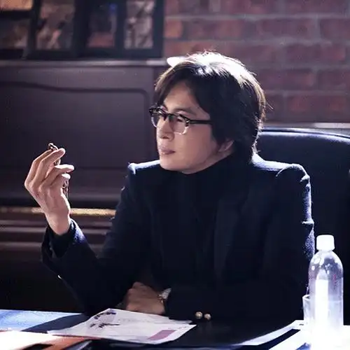 裴勇俊现在的样子(韩流鼻祖裴勇俊颜值巅峰)