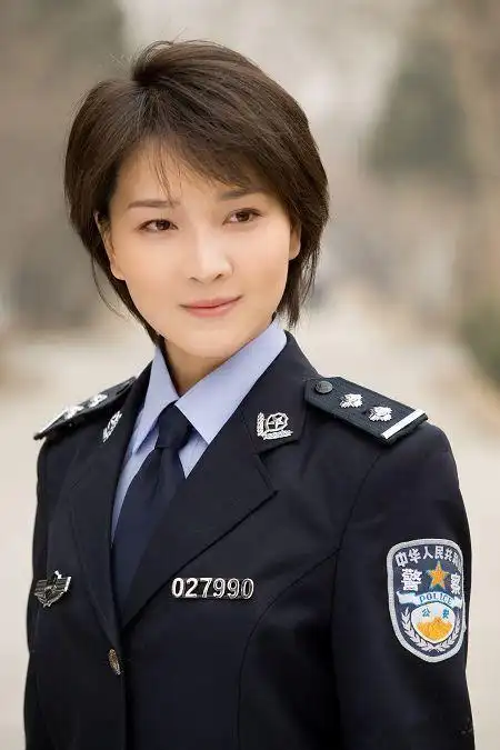 在《重案六组iii》里,季洁与杨震两人依然非常关心对方,但始终保持既