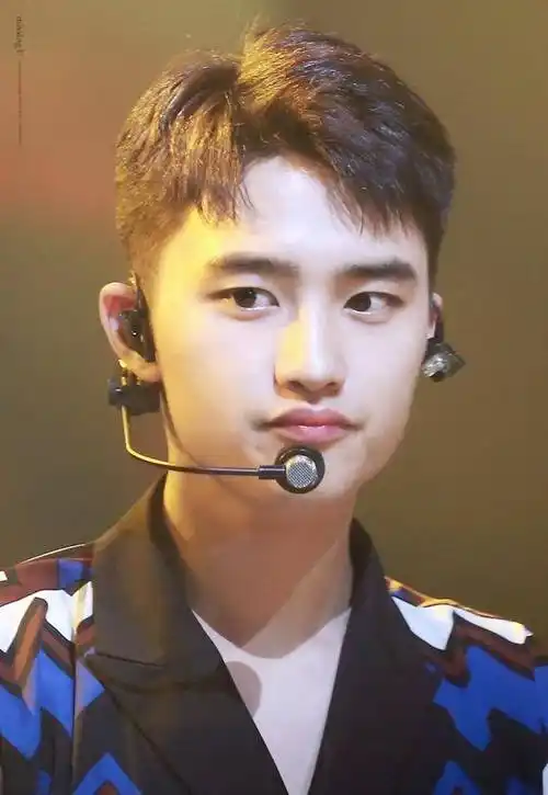 原创exo都暻秀solo中输占比六成却只感谢霓虹粉丝