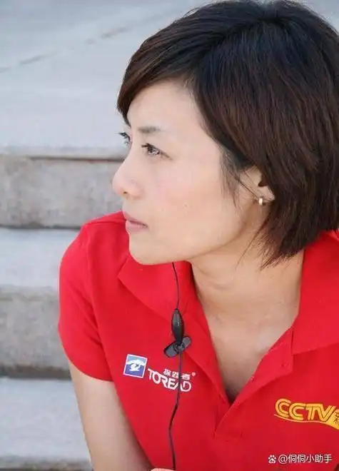 前央视主播慕林杉,到底去哪儿了?如今45岁的她,还是那么的美!