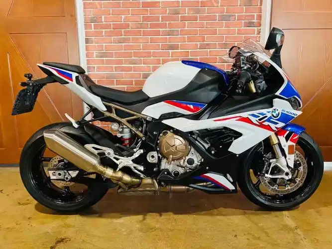 大贸 2021 bmw 宝马 s1000rr m版 行驶9700公里 动感性能型跑车 全新