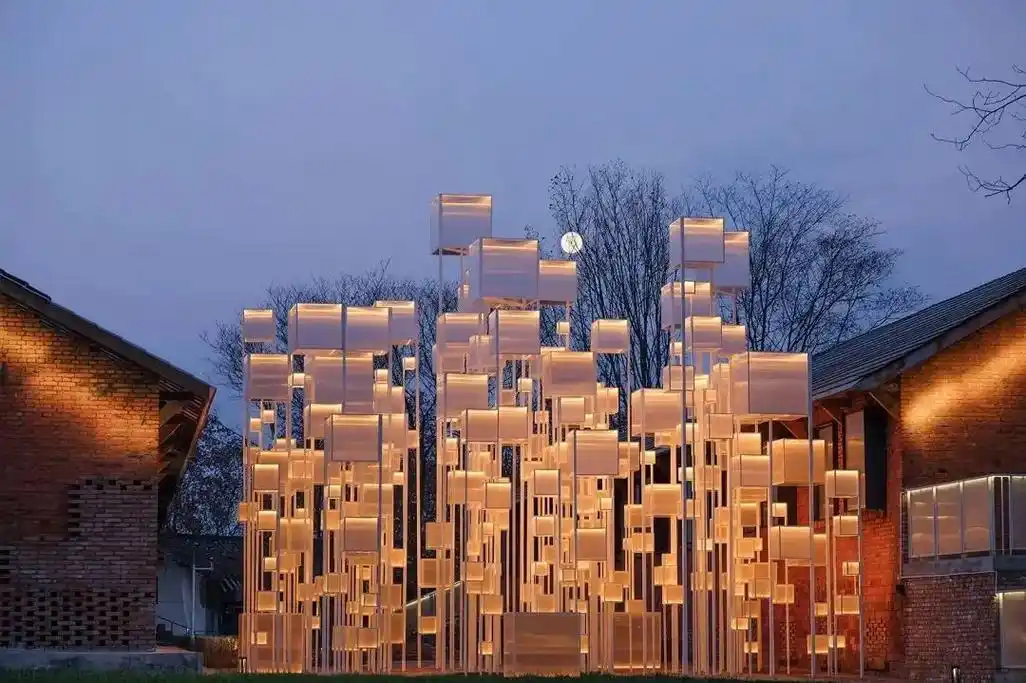 亚克力灯箱艺术装置文旅露营氛围装置.#文旅灯光 #装置艺术 - 抖音