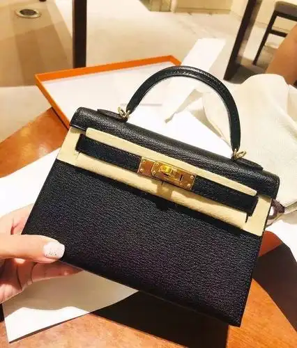 几十万的爱马仕包包,是人傻钱多,还是贵有贵的道理?(附免税店报价)