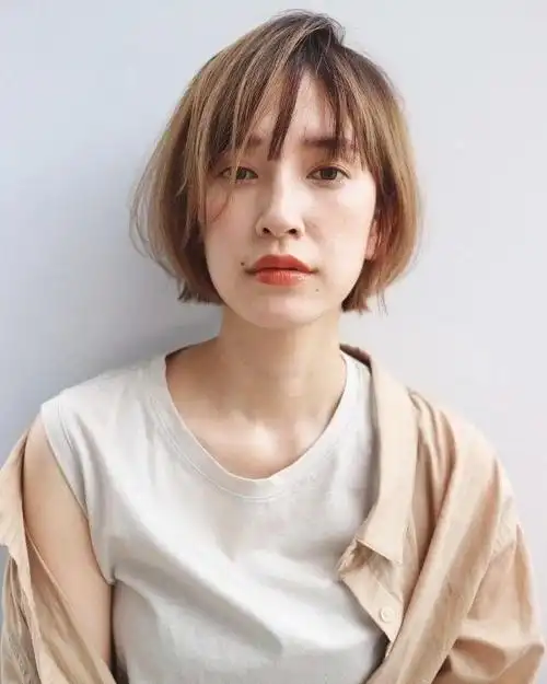 圆脸女生看过来!圆脸发型怎么剪才显瘦小脸不踩雷