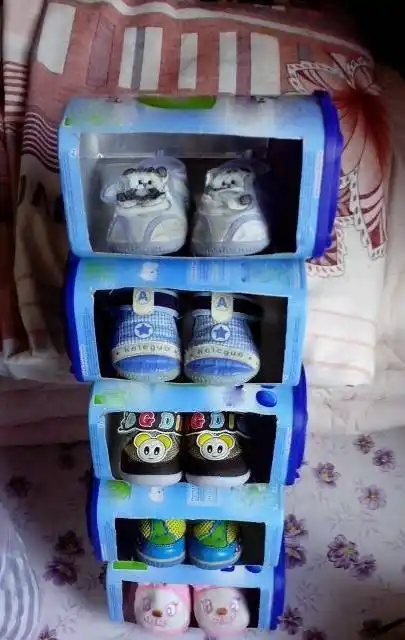 我家那么多的奶粉罐可以尝试一下,注意diy的鞋架最好不要放大人的鞋子