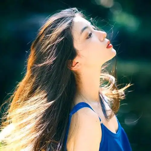 最火网图伤感头像