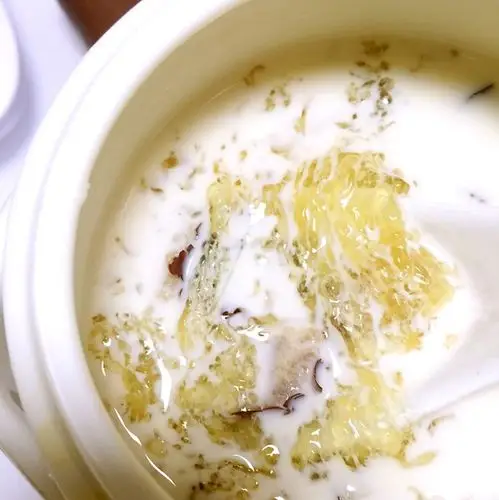 小肥羊就是小肥肥呀做的牛奶燕窝